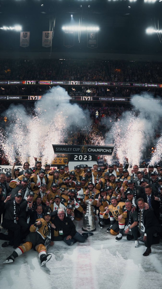Sweet, sweet victory. 🏰 #StanleyCup