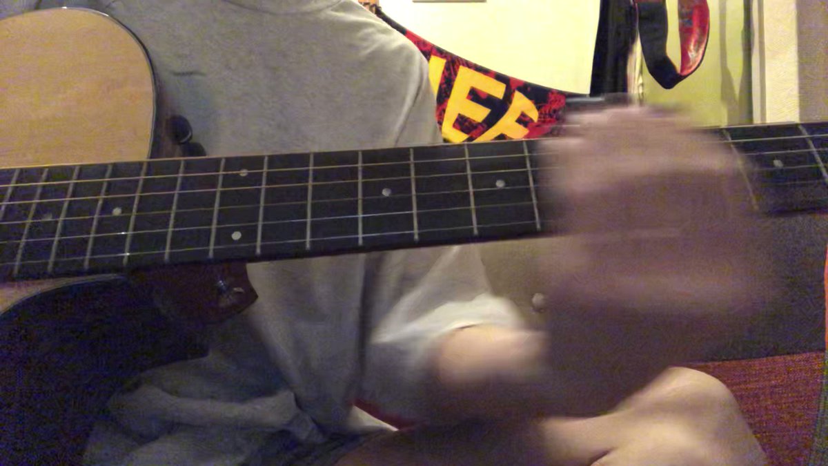 やんぐわーるど良い曲だよなあ 自分で作ったのに、なぜか泣いちゃいそうになる曲 心に映る天気予報はいつも期待外れ 月曜日の歌とやんぐわーるどは どこか通ずるものがある