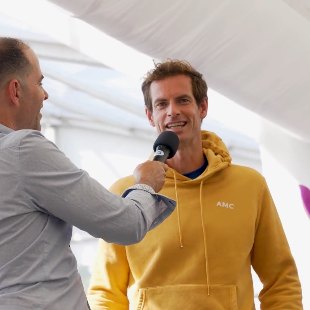 A lot of love for Andy Murray in Nottingham 😊 Catching up with volunteers, ball kids &amp; the Tennisables at the #RothesayOpen