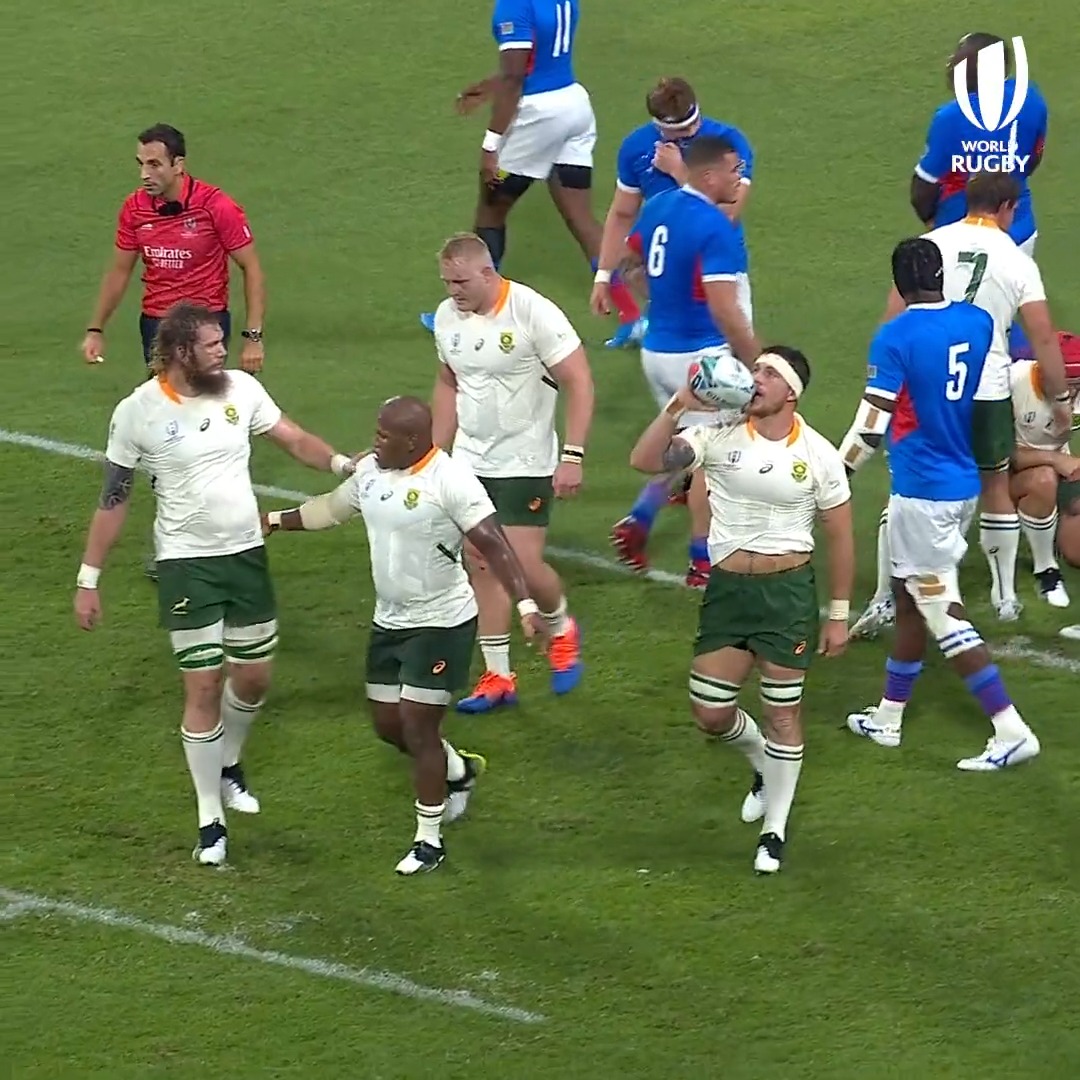 The greatest try celebration of all time? 🍺 Happy Birthday, Francois Louw #RWC2019 | Springboks