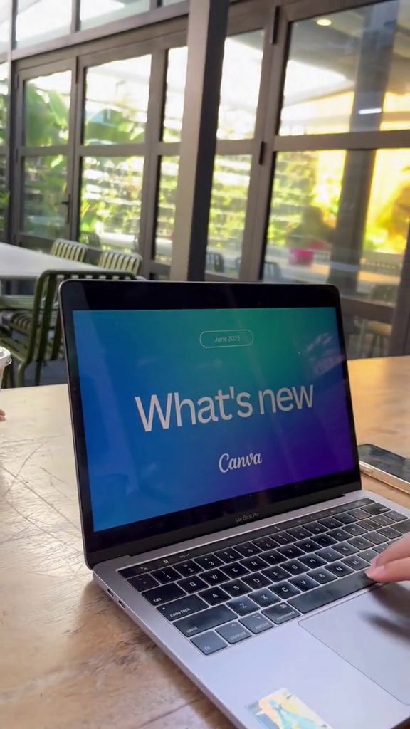 Here’s a quick look at #WhatsNew this month! 🔥 - Cinematic Transitions - Video Switcher - Publish & Schedule to LinkedIn - Magic Resize (Pro)
