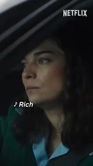 Annie Murphy is a mood! Black Mirror Season 6 is now streaming