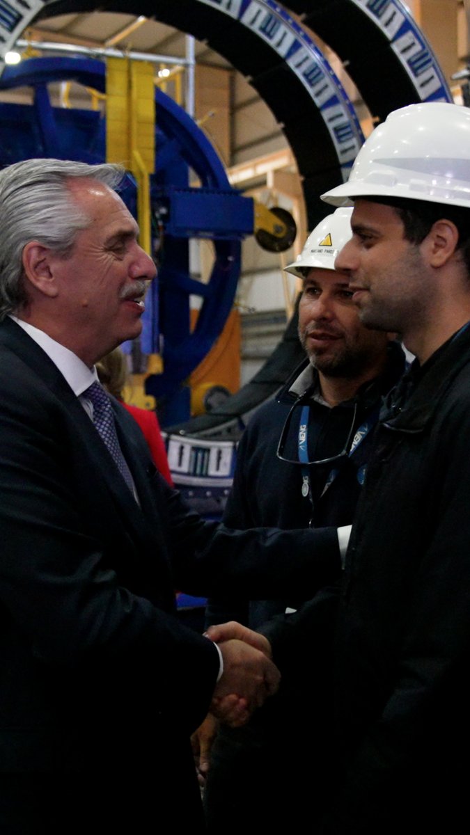 Nos unimos por la patria. Ahora pongámosla en valor. Estamos construyendo el Tronador II, nuestro propio cohete propulsor para poner en órbita los satélites que también son nuestros 🛰️🚀 Tenemos una industria y una comunidad científica impresionante. Esto es soberanía 🇦🇷