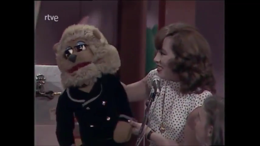 Ha fallecido la ventrílocua Mari Carmen, 'madre' de Doña Rogelia, Daisy, Nícol, Rodolfo... Su trayectoria, memoria colectiva de varias generaciones e historia de la televisión, seguirá viva en Archivo RTVE y RTVE Play