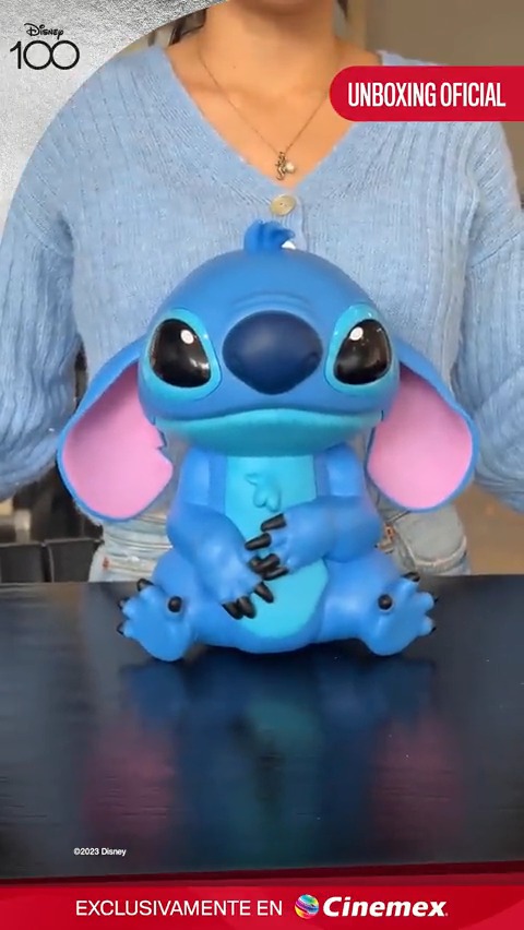 Necesito un amigo, uno que no se vaya. ¿Por qué no me mandas un ángel? El más lindo que tengas... ¿Listo para tener tu contenedor Stitch de Cinemex y festejar los #Disney100?
