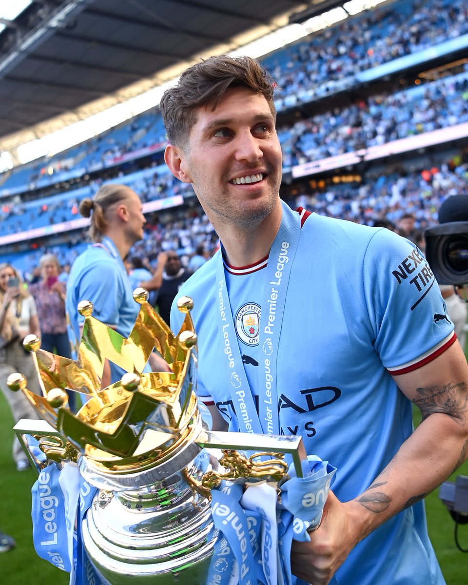 ๐ช Centre-back โก๏ธ midfield maestro โจ 2022/23 will live long in the memory of Manchester City's John Stones ๐๐๐
