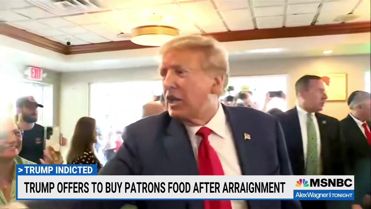 While visiting a Miami restaurant, Trump offered, "food for everyone!" But it sounds like he didn't deliver.