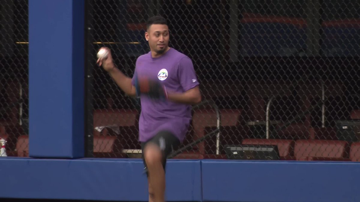 Edwin Díaz does some throwing at Citi Field 👀