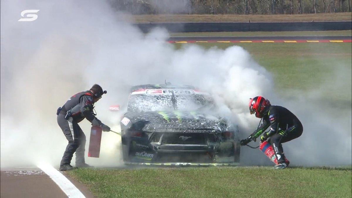 A scary moment for our race leader. Thankfully Cam Waters has walked away #RepcoSC #Supercars