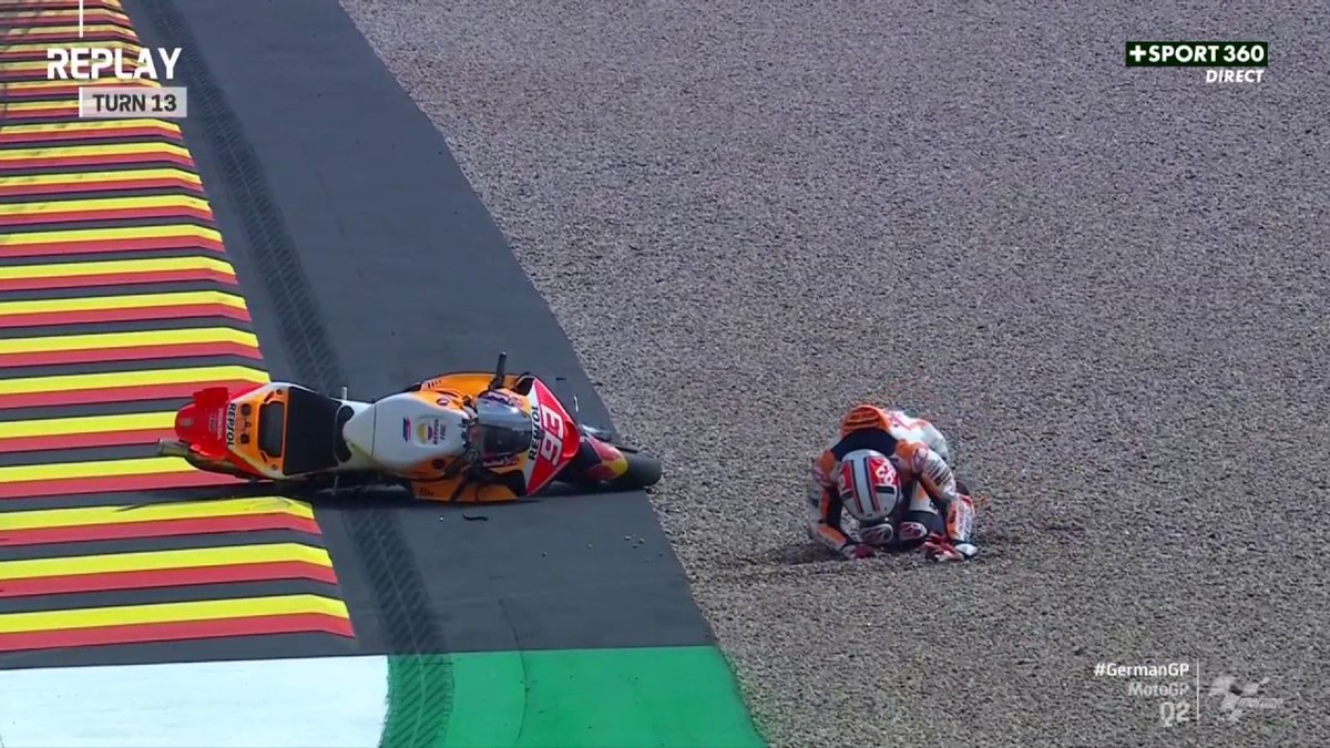Nouvelle chute de Marc Marquez en Q2 ! 😱 Le pilote va bien et est déjà de retour en piste ! 🤖 #GermanGP #MotoGP