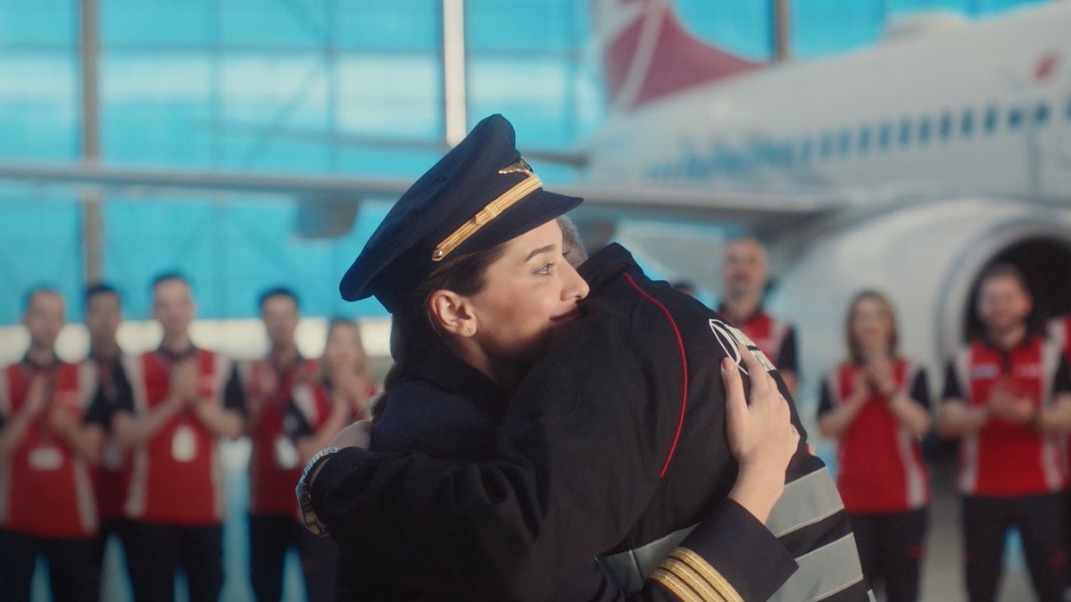 ✈️ Bazı sevgiler vardır yere göğe sığmaz. Tüm babalarımızın #BabalarGünü kutlu olsun. #TürkHavaYolları