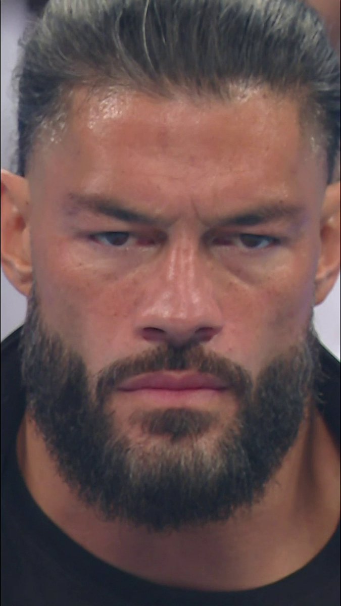 "You deserve it! 👏 👏 👏 " Did Roman Reigns finally get what was coming to him? Paul Heyman #SmackDown