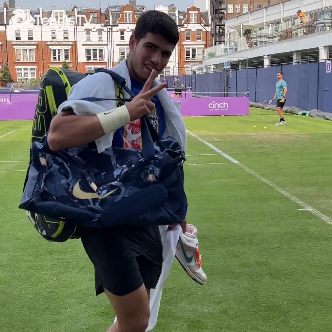 Gracing the famous HSBC Championships grass for the first time 😍🌱 Here's the highlights from Carlos Alcaraz's practice with Cameron Norrie ahead of the #cinchChampionships...