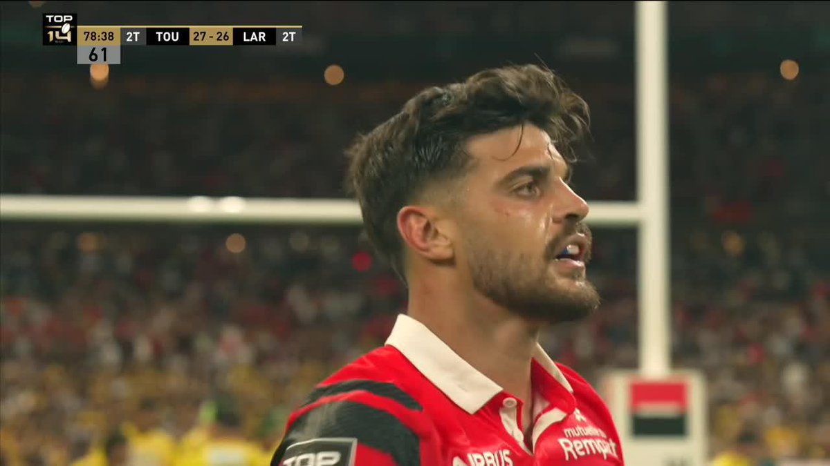 What a worldy from Romain Ntamack to win the TOP 14 Rugby final! Watch and enjoy folks!