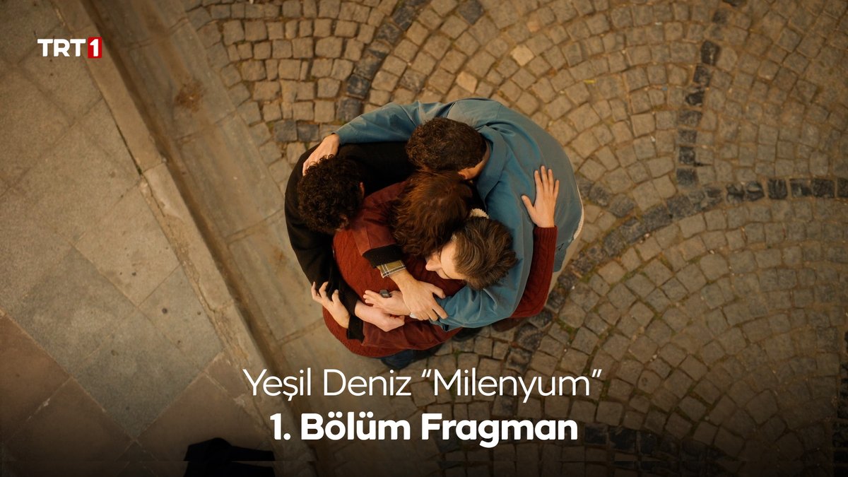 Özlenen, beklenen ve çok çoook istenen “Yeşil Deniz” #tabii orijinal dizisi olarak geri döndü.🥳 Yeşil ovanın dört atlısı: İsmail, Süleyman, Emin ve Cemil yeniden seyirciyle buluştu.🥰 Operasyon başlasın gari😊 “Yeşil Deniz Milenyum”un ilk bölümü pazartesi 20.00'de TRT 1'de!😎