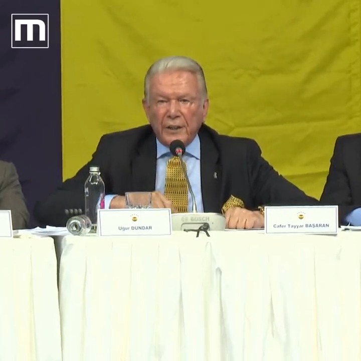İstifa ettim dedikten sonra oylama yapıyor istemeyen sayısı gözle görülür şekilde çok olmasına rağmen utanmadan isteyen daha çok diyor ve devam ediyorum diyor. Ben utandım düştüğü bu duruma sen kendinden utanmadın mı? @ugurdundarsozcu