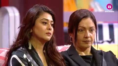 First time ever, apne favorite contestant ko save karne ka power hai janta ke haath mein. Who will the janta choose? To find out, watch tonight's episode of #BBOTT2 streaming free only on #JioCinema, 9pm onwards. #BBOTT2onJioCinema #BiggBossOTT2 @beingsalmankhan