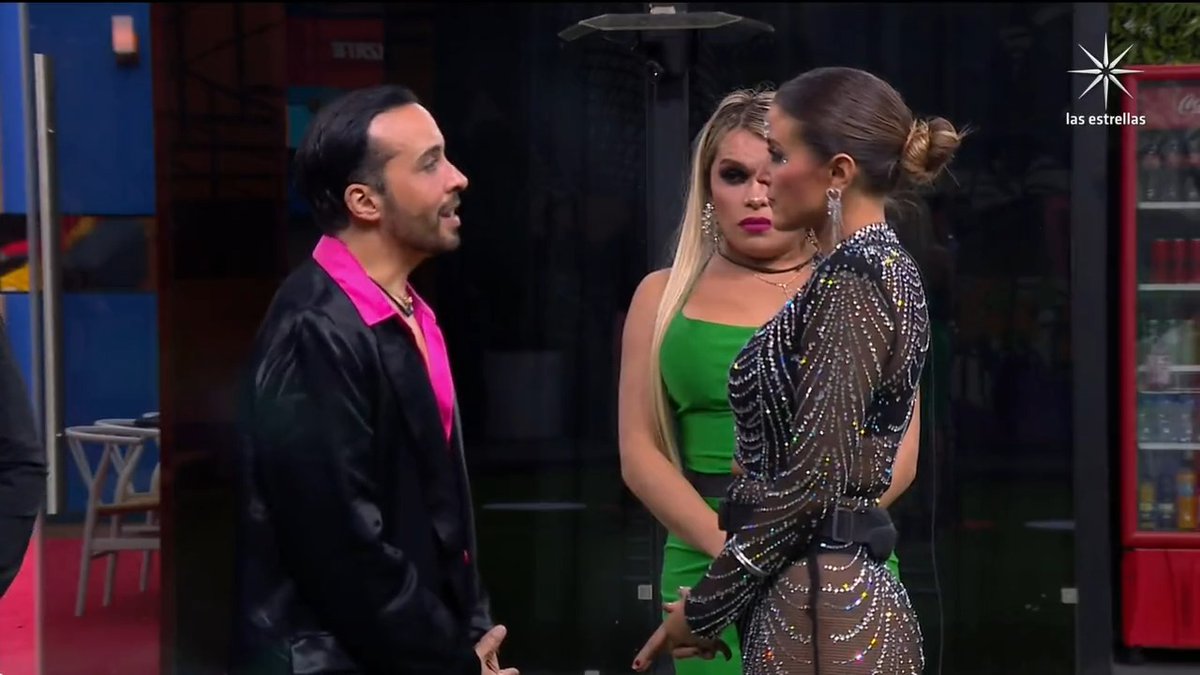 ¡El posicionamiento comenzó explosivo con MariaFernandaQuiroz💜, Apio Quijano y Wendy Guevara! 😱 Disfruta la gala de eliminación de #LaCasaDeLosFamososMx #ConLasEstrellas