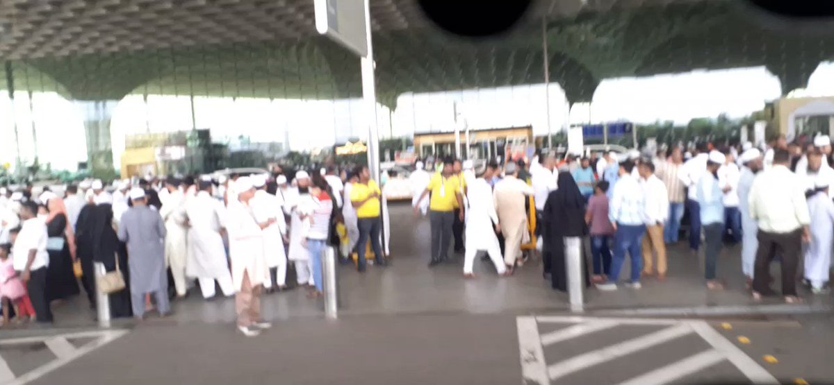 WTH! Visuals at Mumbai airport.