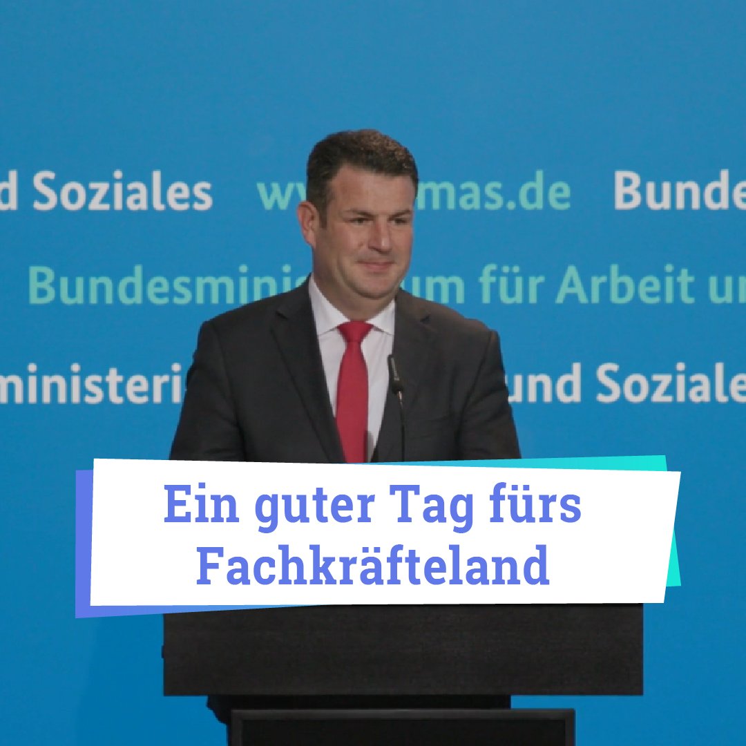 Für einen zukunftsfesten #Arbeitsmarkt in 🇩🇪: Das #Fachkräfteeinwanderungsgesetz und das #Weiterbildungsgesetz werden noch in dieser Woche verabschiedet. BM Hubertus Heil bei Pressekonferenz: „Heute ist ein guter Tag für die Fachkräftesicherung in Deutschland.“ #Fachkräfteland