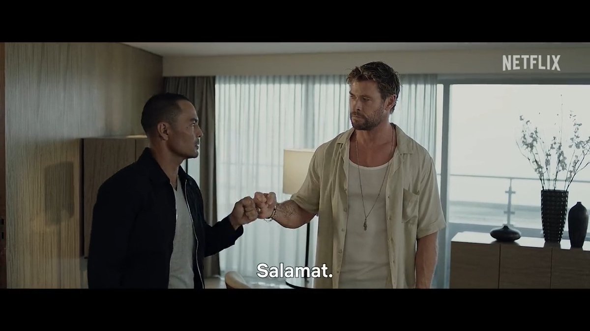 Certified Fresh™️ ang Extraction 2… kagaya ng mga gulay na 'to 🍅 🫑 Extraction 2 is now playing on Netflix! #Extraction2 #ChrisHemsworth #DerekRamsay