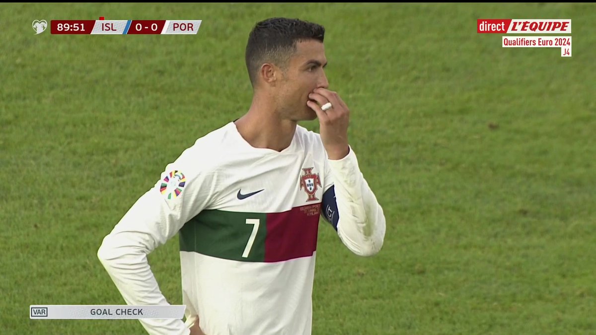 Le but de Cristiano Ronaldo pour offrir la victoire au Portugal. ⚽️🇵🇹 🎥 la chaine L'Équipe