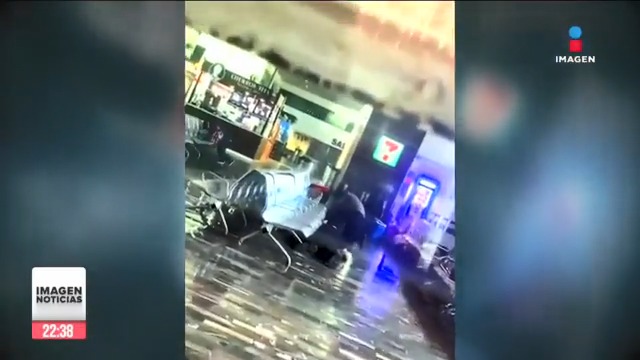 “Oímos ‘taca taca taca’ y como dos bombazos, pues a correr a los baños”, así fue la balacera en la Central Camionera del Sur. Cuatro hombres intentaron asaltar a los custodios de una empresa de traslado de valores. Dos delincuentes murieron y dos escaparon. Así ocurrió: