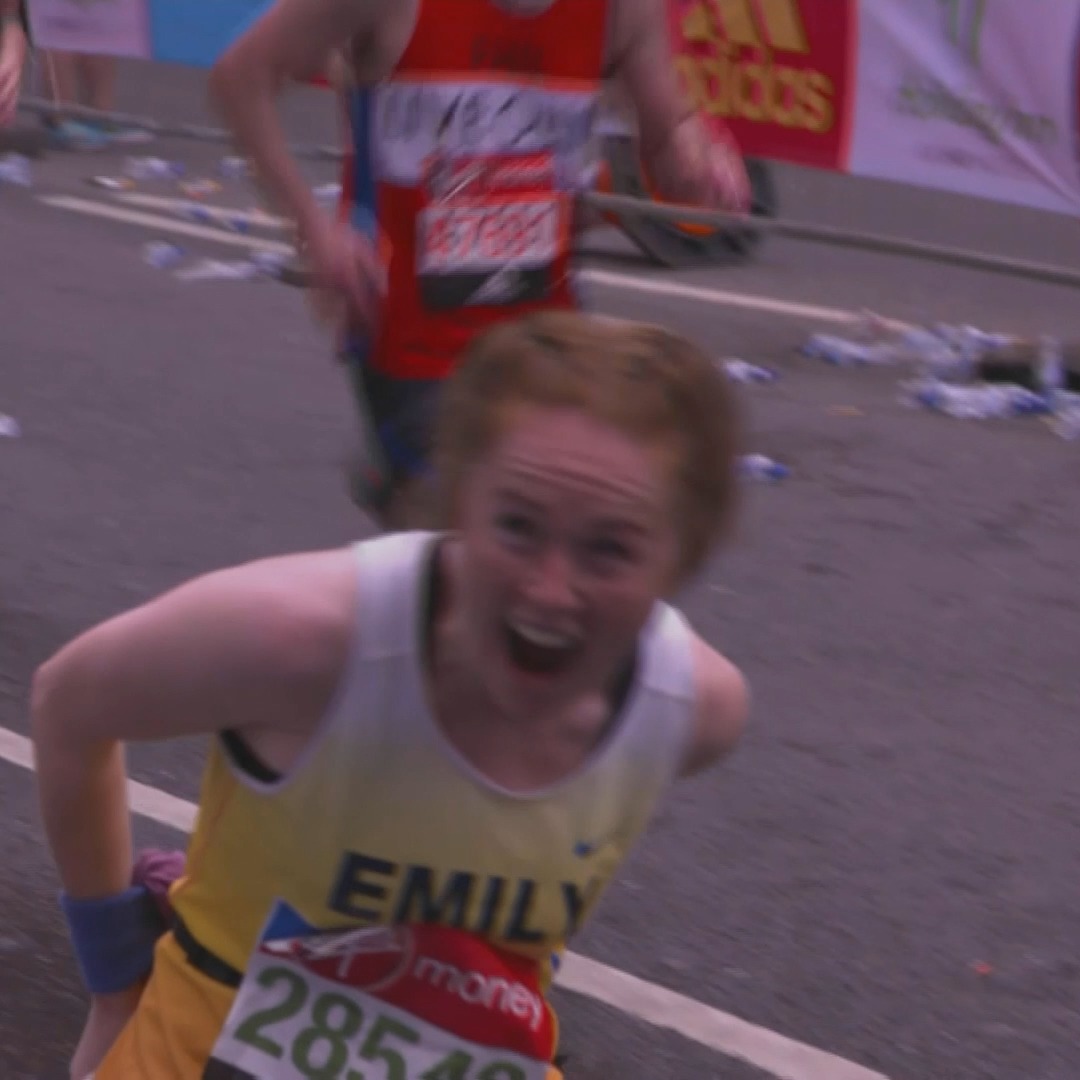 POV: You see Prince William handing out bottles of water during the London Marathon 😅 Wishing HRH The Prince of Wales a very happy birthday today 🎉 The Prince and Princess of Wales #LondonMarathon