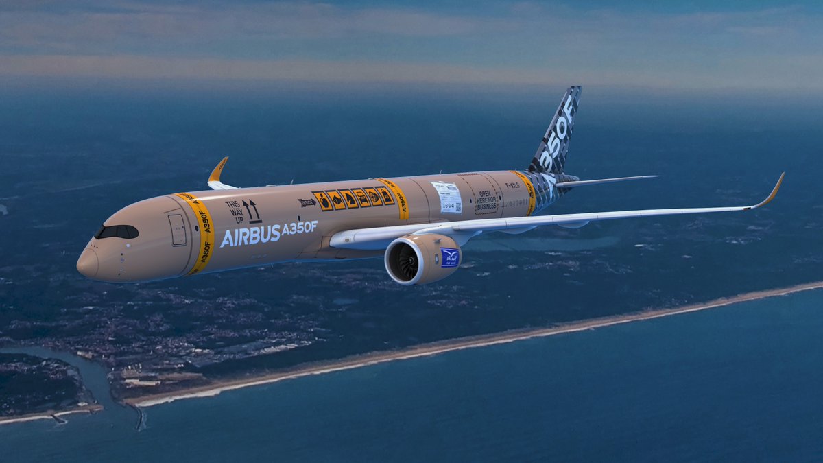 📦 It's a wrap! ✈️ Here is the #A350F's final livery design - what do you think? For more details and to find out who the winners are check out our dedicated page: #ParisAirShow