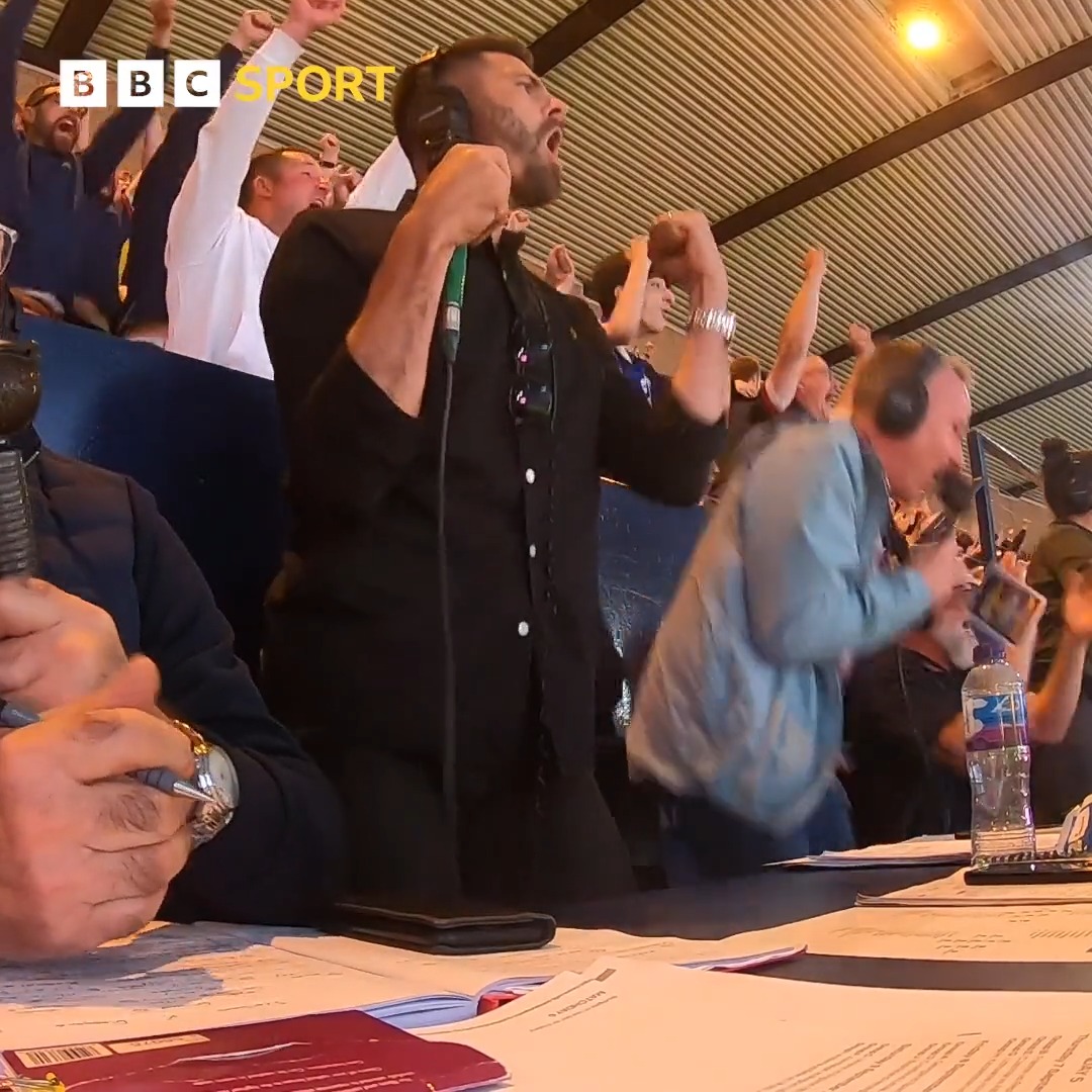 🗣️'History beckons for Steve Clarke's men' 🏴󠁧󠁢󠁳󠁣󠁴󠁿 Take a look behind the scenes with our commentary cam from Scotland's win over Georgia last night 📸 Liam McLeod calls another brilliant win for Scotland 👏 #BBCFootball