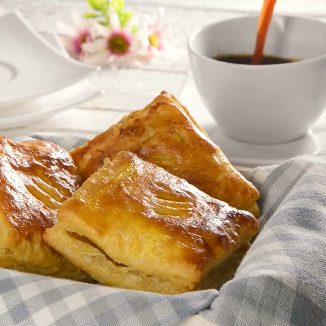 Estos crujientes y sabrosos pastelitos de guayaba cubanos son el complemento perfecto para tu café Receta 👉