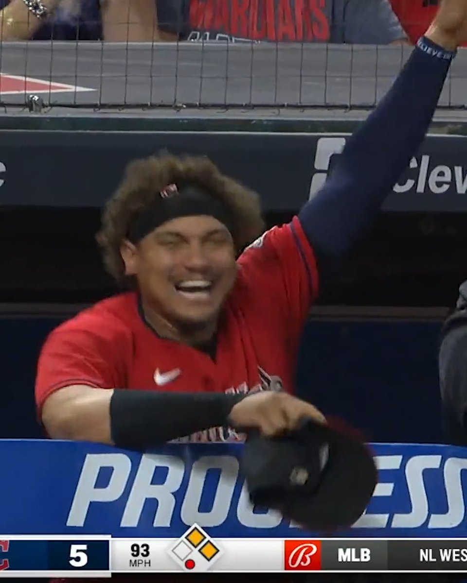 What's better than getting your first big league hit? Your brother cheering you on from the dugout!