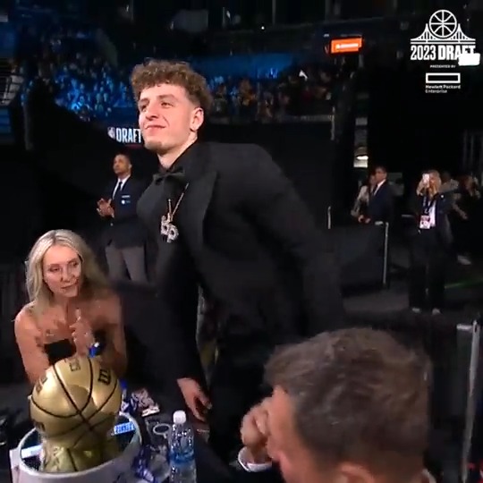 The MOMENT Brandin Podziemski became a Warrior ⚡️ HPE || #DubsDraft