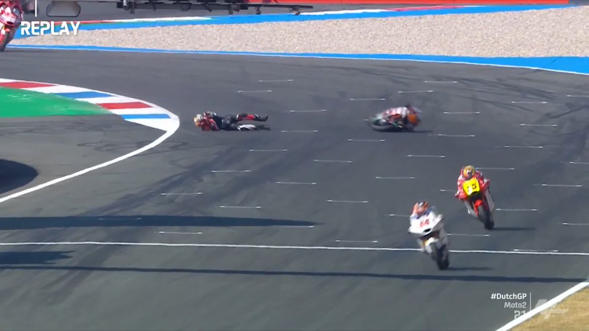 This is definitely not what Borja Gómez Rus needed 😔 Big highside for him out of the final chicane 💥 #DutchGP 🇳🇱