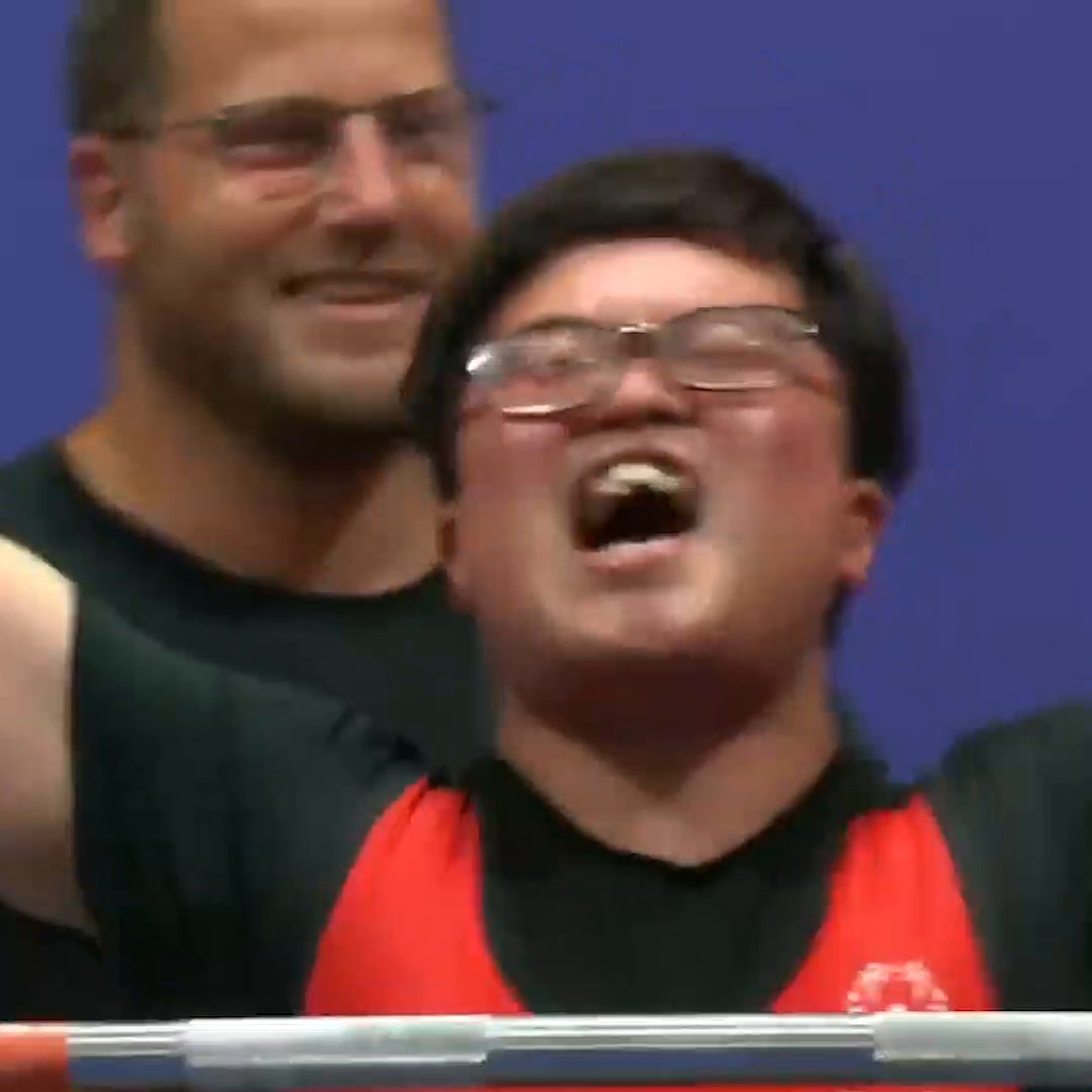 HAVE YOURSELF A DAY 😱 Wonho Kang squats 584 pounds at the Special Olympics World Games 👏