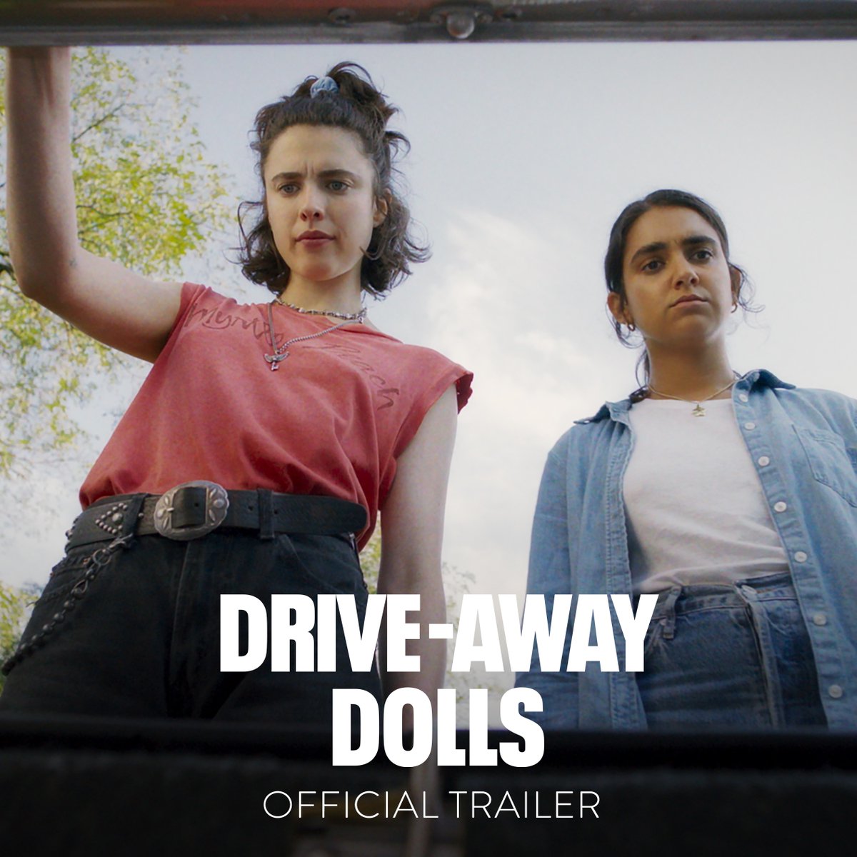 The first trailer for #DriveAwayDolls starring Margaret Qualley, Geraldine Viswanathan, Beanie Feldstein, Pedro Pascal and more. Oh, and directed by Ethan Coen 😎