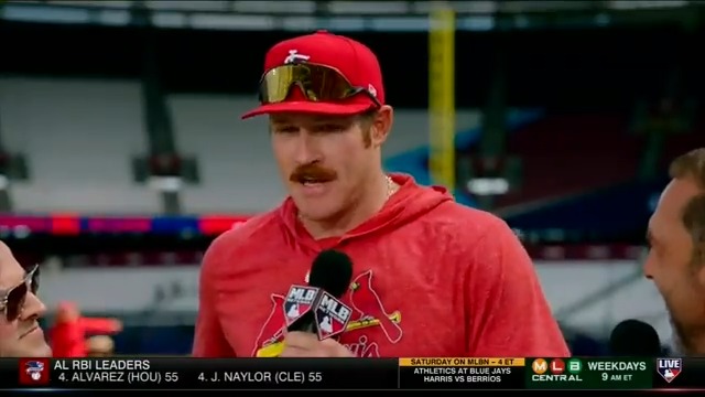 Miles Mikolas has a book of English slang terms he's been studying, so he has things to yell at the Cubs during the game. "Wankers!" 🤣 #STLCards