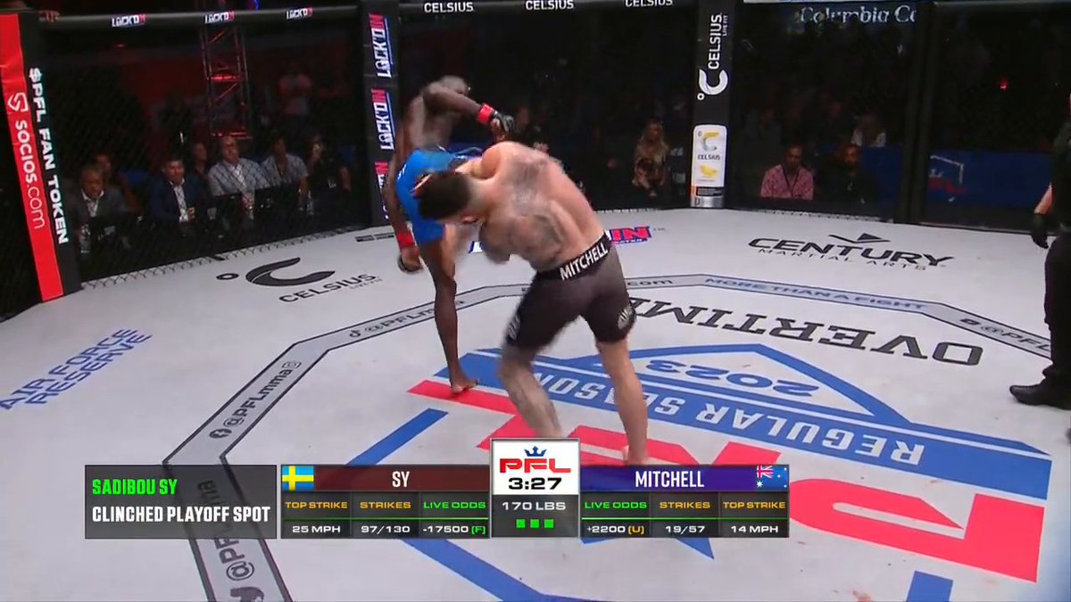 WHEEL KICK KNOCKOUT 💥 #PFLRegularSeason