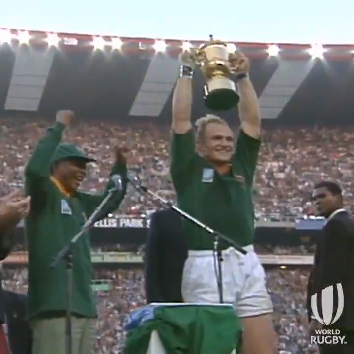 On this day in 1995 🏆 The Springboks won the Rugby World Cup in their debut tournament. 😏🇿🇦
