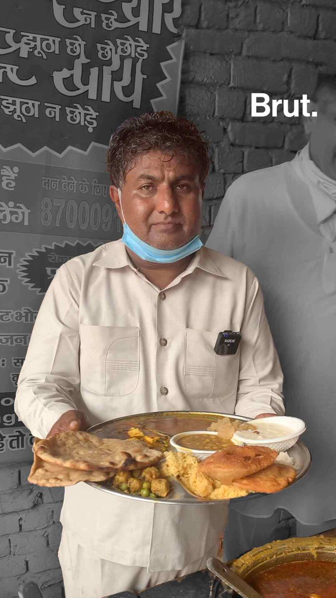 It’s not a restaurant or a cafe, but they make sure nobody goes hungry. Meet the man who feeds people every day for just Re. 1 in Delhi.