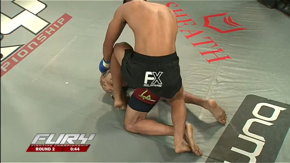 ミャンマー🇲🇲出身のジョシュア・ヴァンが、UFCJacksonville で勝利すれば8月26日シンガポール🇸🇬大会で、平良達郎との対戦あるかもね?🤔 ジョシュア・ヴァン 7勝1敗(5TKO・2Sub)🇲🇲21歳 FFC フライ級🏆 ジャルガス・ジュマグロフ ‼️⚔️ #ジョシュア・ヴァン #カーフスライサー