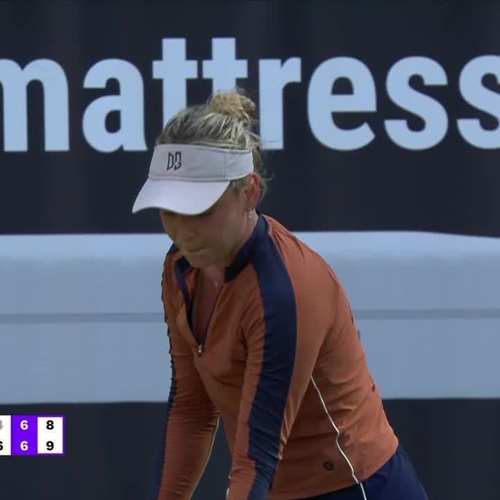 Introducing your first Berlin finalist! 👏 Another upset for Vekic as she takes down Sakkari 6-4, 7-6(8). #bett1open | Donna Vekic
