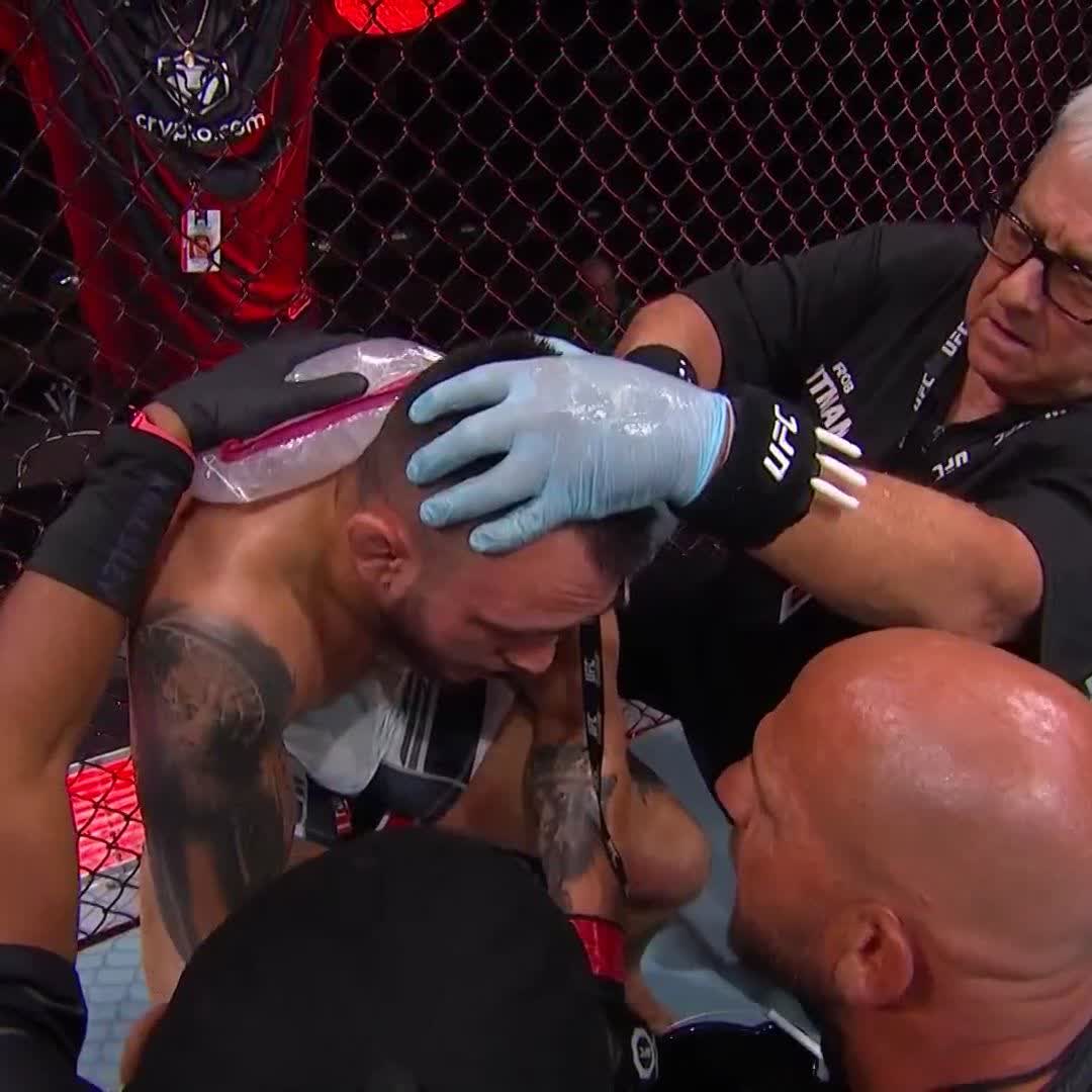 If you're not already awake for #UFCJacksonville, then listen to this ...😅 🔊