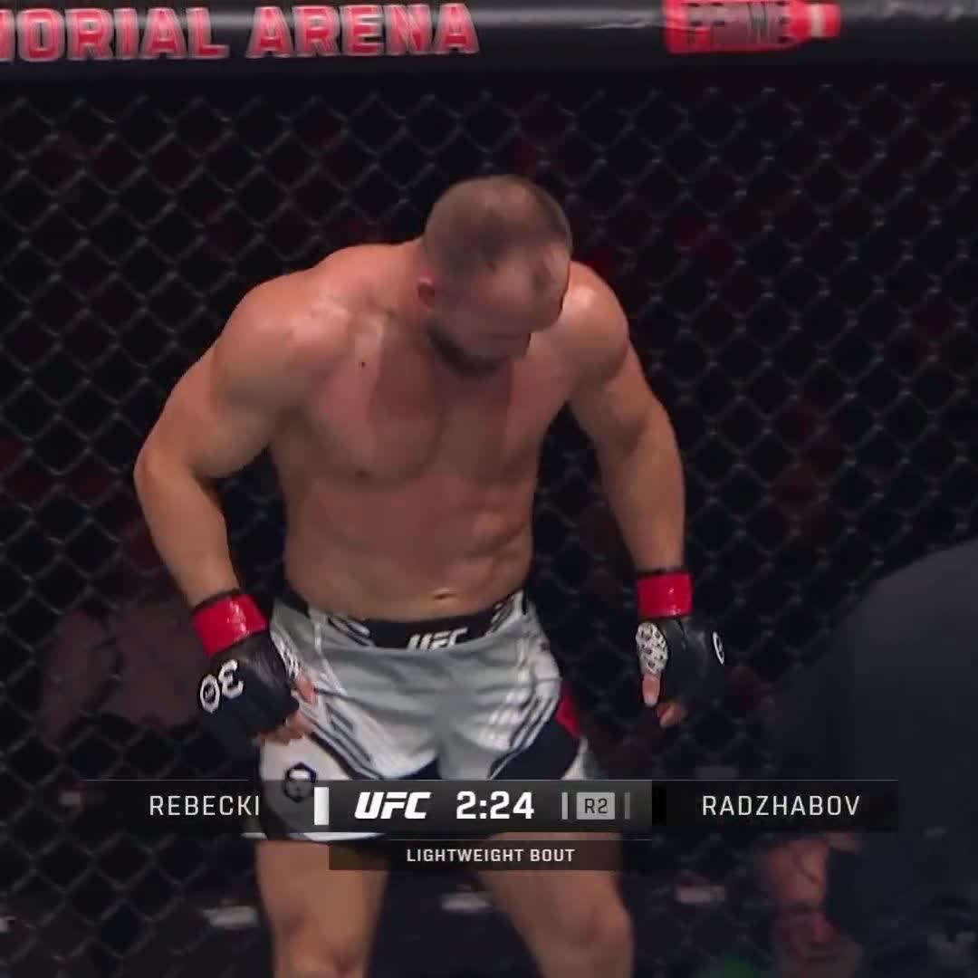 FIFTEEN STRAIGHT WINS FOR Mateusz Rębecki !!!!!! 🤯🤯🤯 #UFCJacksonville