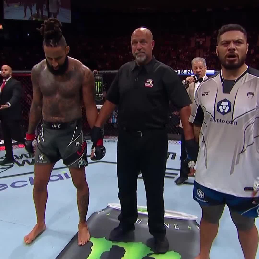 This heavyweight bout has been ruled a NC after an accidental eye poke. #UFCJacksonville