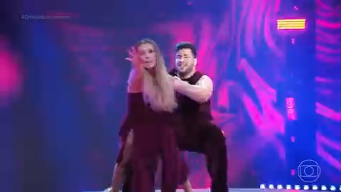 eita como a carla diaz entregou tudo na dança