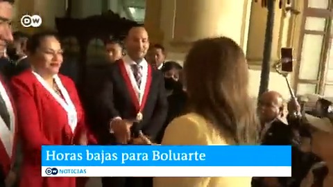 Un 80% de los peruanos desaprueba la gestión de Dina Boluarte La presidenta atraviesa por el nivel más bajo de popularidad desde que juró el cargo. La mayoría de los ciudadanos también desaprueba la labor del Congreso, según el sondeo del Instituto de Estudios Peruanos. /pl