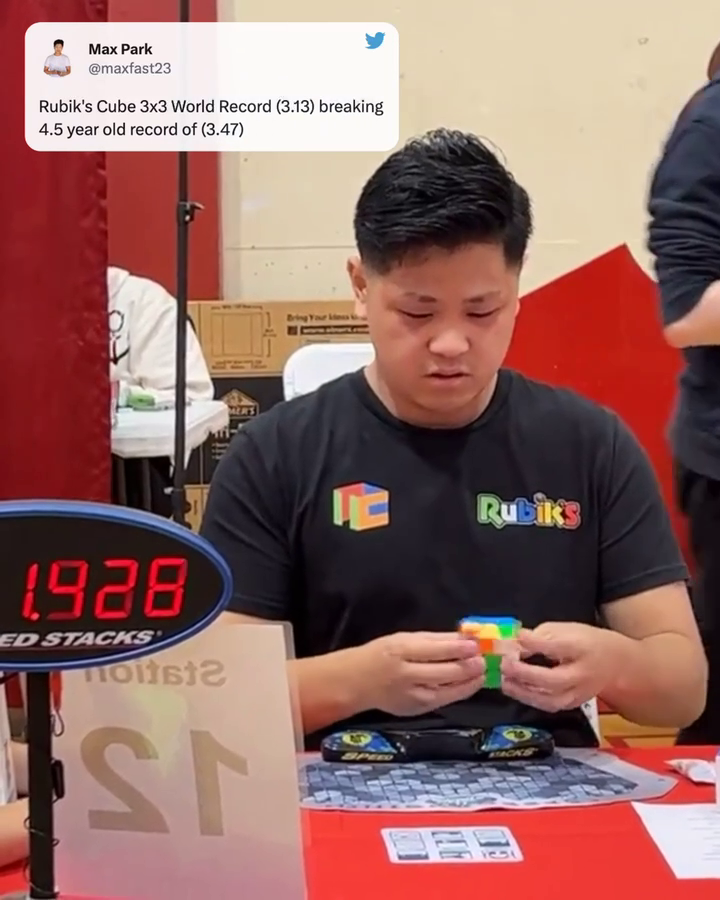 Imagine finishing a Rubik's Cube in less than four seconds 😳 (via Max Park)