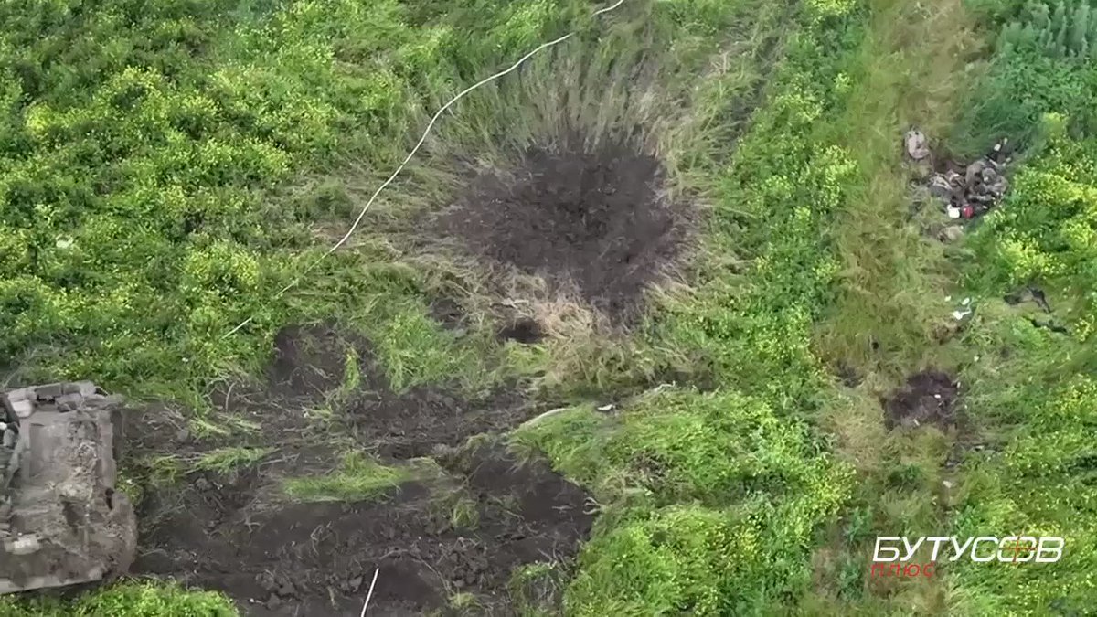 Ukrainian medic went to rescue someone but stepped on a land mine 😬 #Ukrainewar