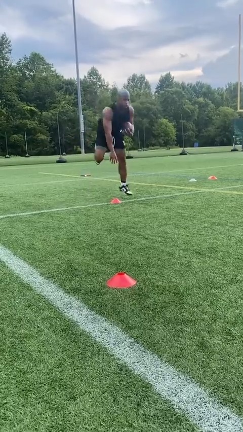It must be a day that ends in y because Saquon is putting in work 😤 (via Saquon Barkley)